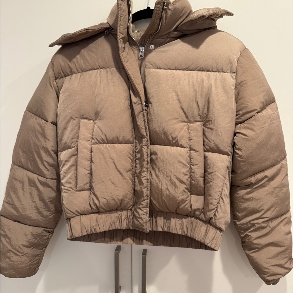 Abercrombie & Fitch Beige Puffer Jacket